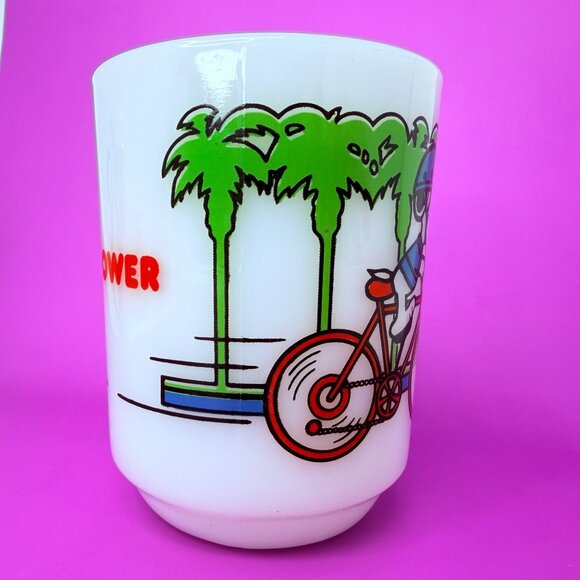 Vintage 1958 Snoopy Peanuts PEDAL POWER Mug Fire-King Anchor Hocking Milk Glass - Picture 4 of 9